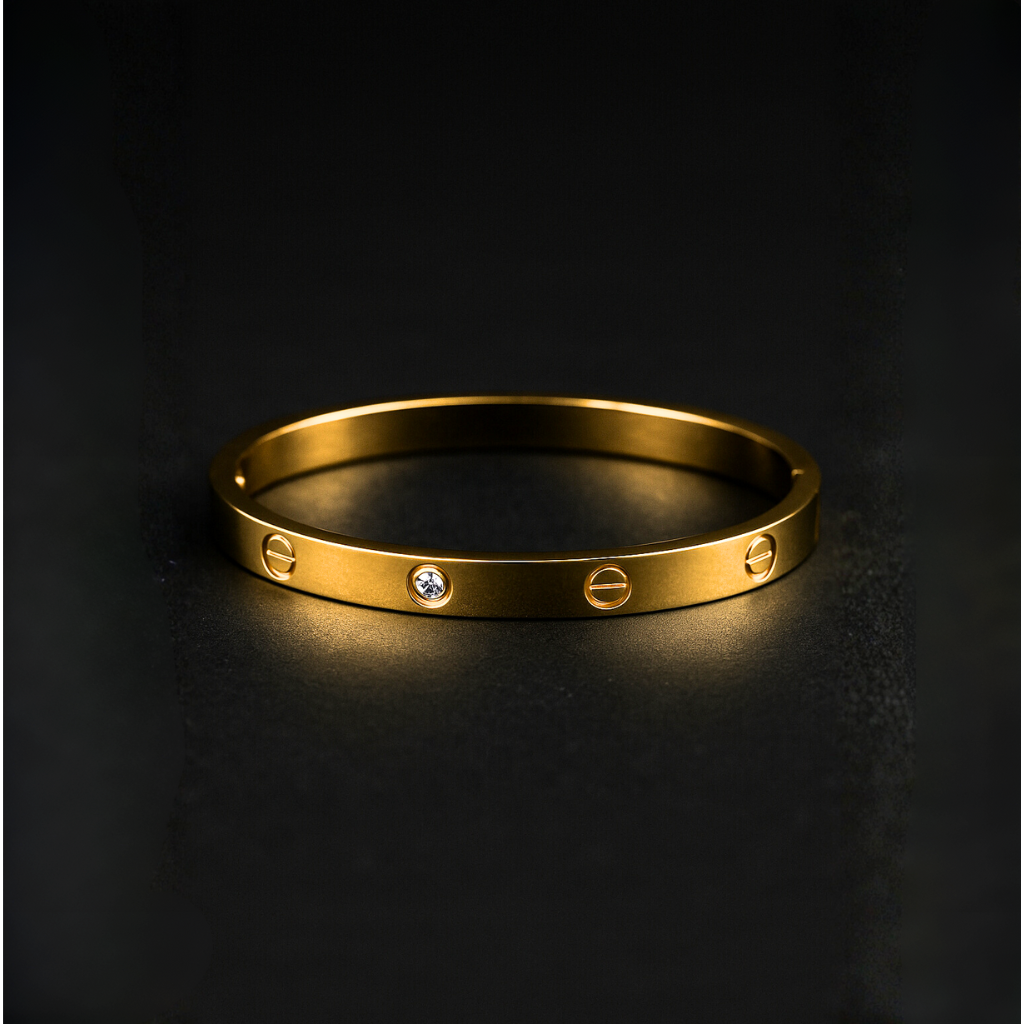 Luxury Gold Screw-Style Diamond Bracelet