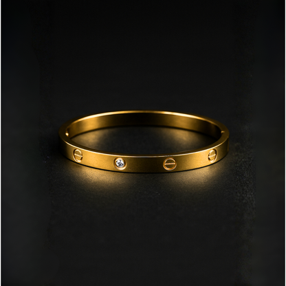 Luxury Gold Screw-Style Diamond Bracelet