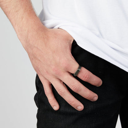 Minimal Tom Knut Italian Ring (Golden, Sliver, Black)